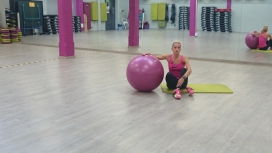 Pośladki, tylna część ud i body Ball - trening z Alicją!