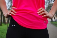 Test odzieży dla biegaczy: koszulka biegowa Under Armour Streaker Tank i spodnie biegowe Under Armour Fly-By Capri