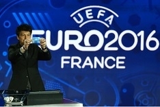 Gorące kulki, hipsterzy i szczery Zbigniew Boniek. Losowanie finałów UEFA Euro 2016