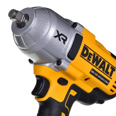 11. Klucz udarowy 1/2" 18V 2x5,0Ah DCF900P2T-QW DEWALT