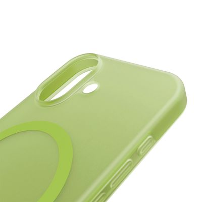 10. Etui silikonowe Puro Daylight kompatybilne z Magsafe na iPhone 17 - półprzezroczyste zielone