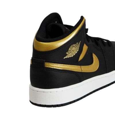 6. Buty do koszykówki Air Jordan 1 Mid Junior (GS) Black/Metallic Gold - DQ8423-071