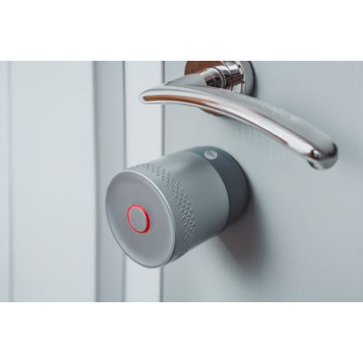 22. Inteligentny zamek do drzwi Yale Linus Smart lock L2 Lite Black