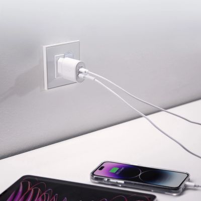 8. Ładowarka sieciowa SBS TETRPD20W 20W USB-A USB-C z Power Delivery - biała