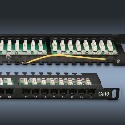 17. Patch panel Extralink EX.9663 (0.5U; kat. 6; 24xRJ-45)