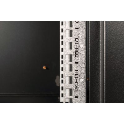 29. Szafa sieciowa wisząca Unique 19" 12U rack 600x450, drzwi szyba, czarny, niedzielona, złożona, 100kg