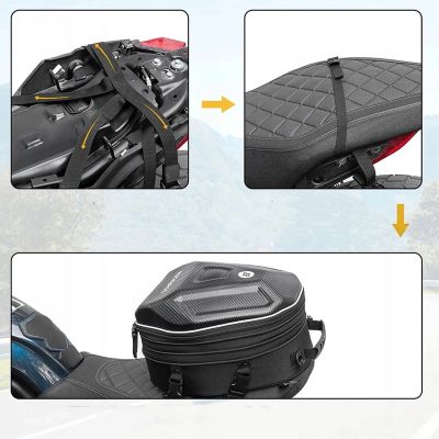 9. Torba Rockbros 30140026001 motocyklowa na bak 35 l - czarna