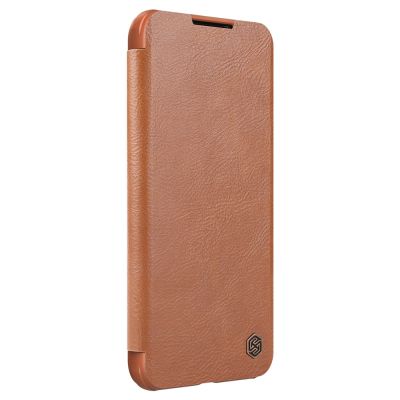 6. Nillkin Qin Leather Pro Case etui do Samsung Galaxy S22+ (S22 Plus) osłona na aparat kabura pokrowiec obudowa z klapką brązowy