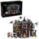 33. LEGO DC Super Heroes 76300 Arkham Asylum
