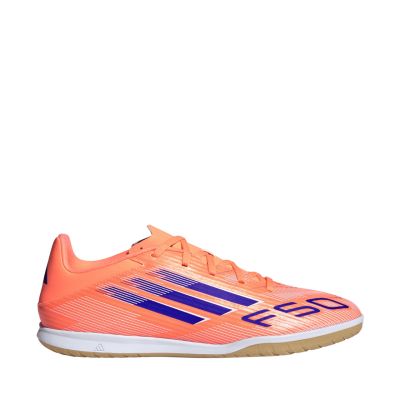 7. Buty piłkarskie adidas F50 Club IN JI0022