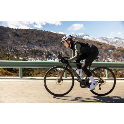 6. Słuchawki bezprzewodowe kostne Shokz OpenSwim Pro Grey