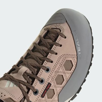 11. Adidas JR3876_590 buty sportowe Szary