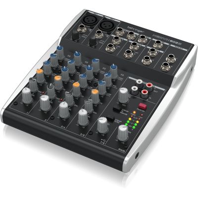 2. Behringer 802S - 8-kanałowy kompaktowy mikser analogowy z interfejsem USB zaprojektowany specjalnie do obsługi podcastów, streamowania oraz nagrywania w domu
