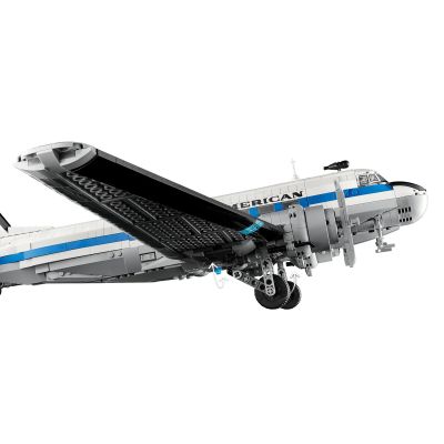 17. LEGO Icons 11378 - Samolot pasażerski Douglas DC-3 PAN AM