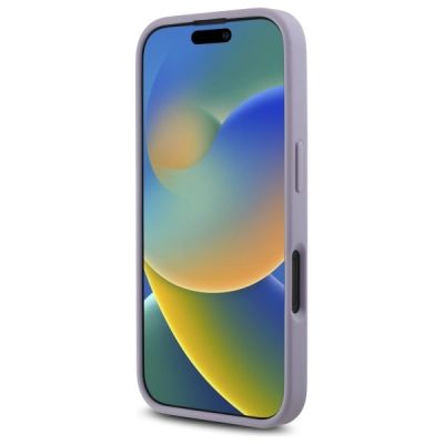 5. Etui Guess Quilted Metal Logo na iPhone 16 - jasnofioletowe