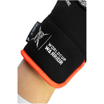 3. Rękawice dziecięce Reusch Worldcup Warrior R-TEX® XT Junior