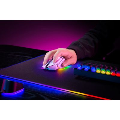 8. Razer Basilisk V3 Pro myszka Gaming Po prawej stronie RF Wireless + Bluetooth + USB Type-C Optyczny 30000 DPI