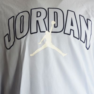 6. Koszulka męska Air Jordan Brooklyn Arch Logo T-shirt Niebieska - IB7347-407