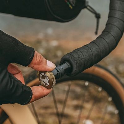 9. Multitool rowerowy Rockbros ROAD TO SKY VK-KC10 6w1 chowany w kierownicy - brązowy