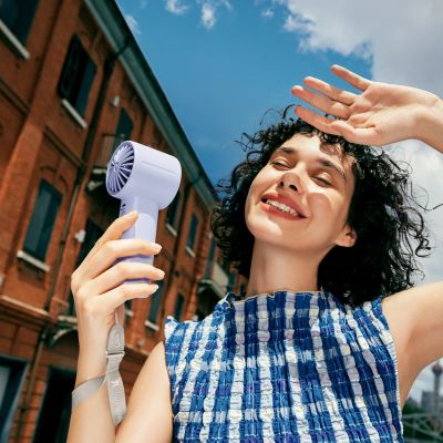 7. Mini wentylator Jisulife Handheld Fan 10 4000mAh przenośny wiatraczek USB - niebieski