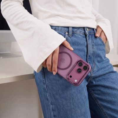 7. Etui Tech-Protect MagZero MagSafe na iPhone 17 Pro Max / 18 Pro Max - burgundowe matowe