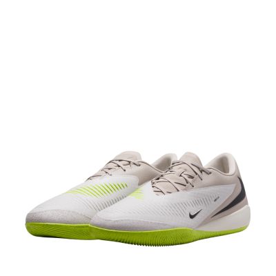 2. Buty piłkarskie Nike Phantom 6 Low Academy IC HQ2319 200
