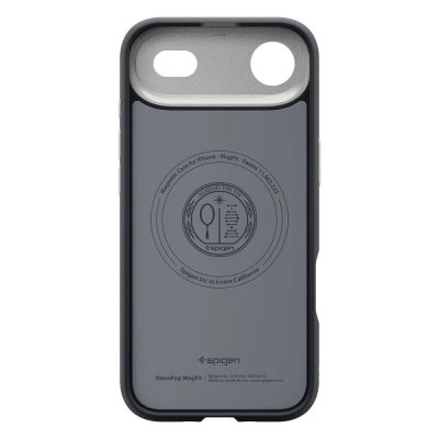 4. Etui Spigen Nano Pop MagSafe na iPhone 17 Air - czarne