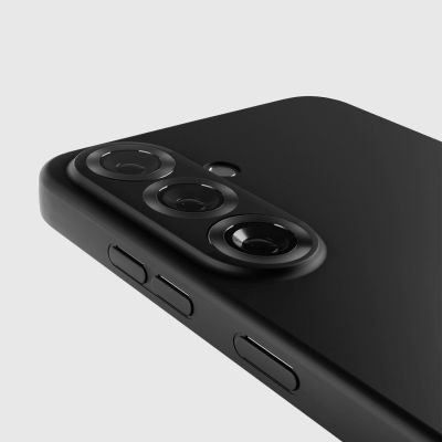 6. Etui SBS Instinct na Samsung Galaxy S25 - czarne