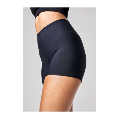 6. Bokserki sportowe CASALL Ultra High Waist Hot Pant czarny