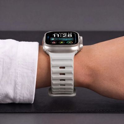 7. Pasek Tech-Protect Silicone Line na Apple Watch 44 / 45 / 46 / 49 mm - szary