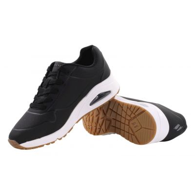 4. UNO STAND ON AIR