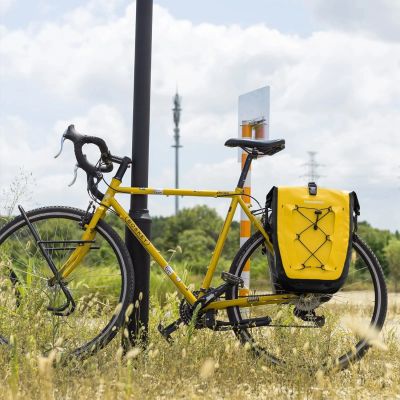 8. Sakwa rowerowa Rockbros 30140022005 wodoodporna 25-32L - żółta