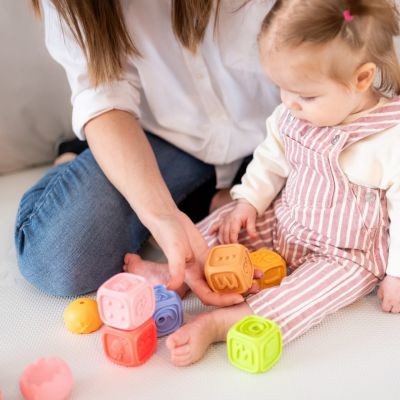 7. Klocki sensoryczne AM Tullo 13 szt. 612