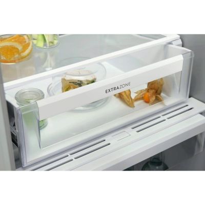 9. Chłodziarka ELECTROLUX ERD6DE18S1