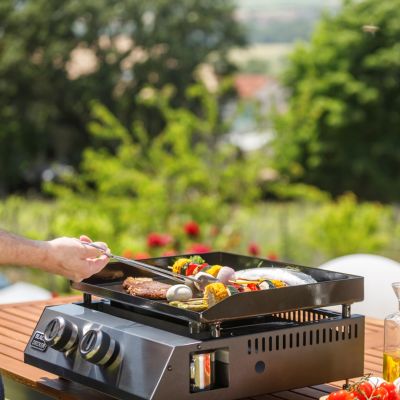 6. Grill gazowy  BXOP4900E Black+Decker  2 palniki