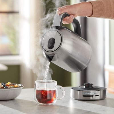 5. Czajnik elektryczny KitchenAid 5KEK1701ESX