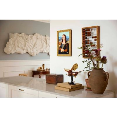 8. LEGO ICONS 10363 Maszyna latająca Leonarda da Vinci