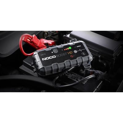 9. Noco GB70 Boost 12V 2000A Jump Starter Powerbank