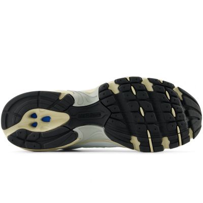 5. Buty New Balance unisex MR530EC