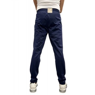 4. Spodnie  Puma M 655770 06