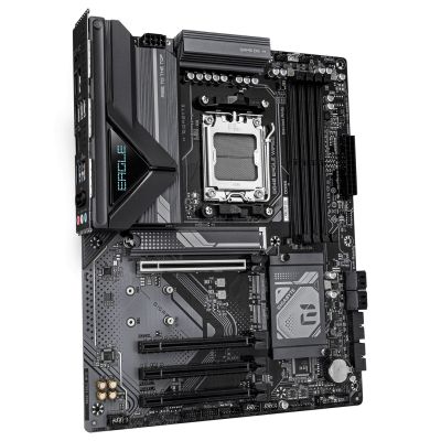 4. GIGABYTE B840 EAGLE WIFI6E AMD B840 Gniazdo AM5 ATX