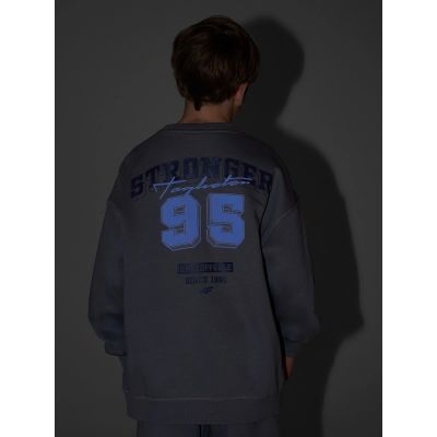 7. Bluza dresowa loose bez kaptura chłopięca 4F 4FJRSS26TSWSM2635-24S