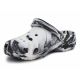 4. Klapki Crocs Classic Marbled Clog W 206867-103