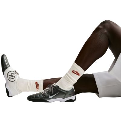 8. Skarpety Nike Everyday Elevated 3 pary białe IH8522 906