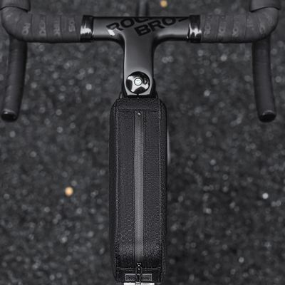 5. Torba rowerowa Rockbros na ramę na rurę górną 0,9l – czarna