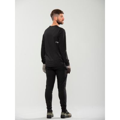 3. Bluza rowerowa NORTHWAVE Crew Pro Long Sleeve Jersey czarny
