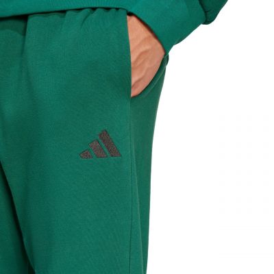 4. Spodnie adidas Essentials Feel Cozy French Terry M JE3858