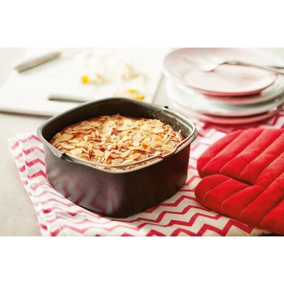 8. Philips Airfryer Accessory HD9945/01 Zestaw akcesoriów do pieczenia XL