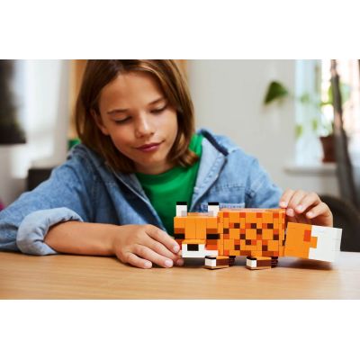 35. LEGO Minecraft 21588 Lis
