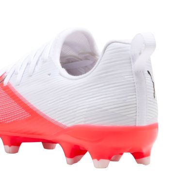 3. Buty piłkarskie dla dzieci Puma Ultra 7 Match FG/AG 109116 01